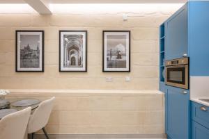 Dapur atau dapur kecil di Capital Hideaway
