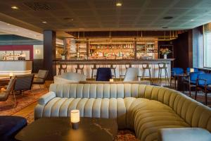 Lounge nebo bar v ubytování Radisson Blu Waterfront Hotel, Stockholm