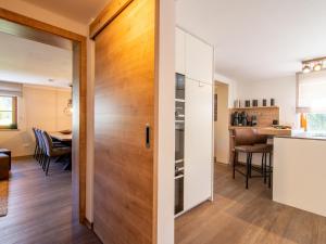 Kuchnia lub aneks kuchenny w obiekcie Chalet Sonnenalp
