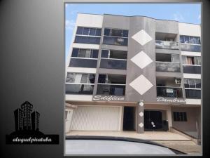 Bangunan di mana terletaknya apartmen