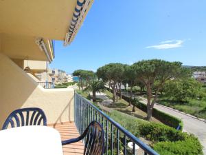 Balkón alebo terasa v ubytovaní Apartamento con terraza a 150 m de la playa de Grifeu, ideal para 4 personas - ES-228-50