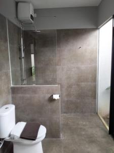 Fotografie z fotogalerie ubytování Lynn Resort Carita v destinaci Sukarame + 15 fotografií