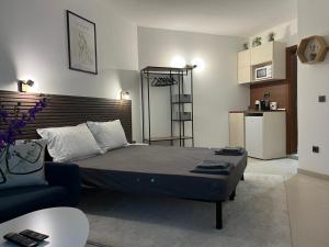 Kuchyň nebo kuchyňský kout v ubytování Golf Coast Boutique Studio with sea view
