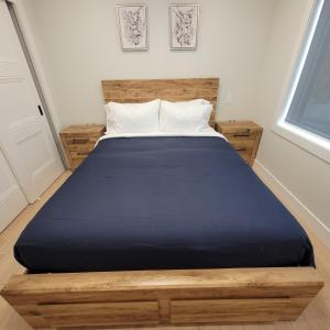 Postel nebo postele na pokoji v ubytování Premium Deluxe suites 201