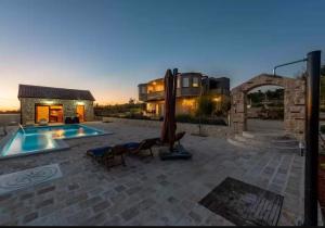 Πισίνα στο ή κοντά στο VILLA DOCI