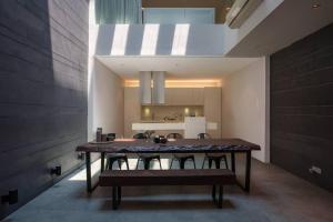 Kuchyň nebo kuchyňský kout v ubytování Georgetown Minimalist Elegance 4BR 8Pax