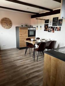 Dapur atau dapur kecil di Levis Loft Fritzlar-Ungedanken