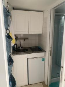 Kuchyňa alebo kuchynka v ubytovaní Positano casa bella