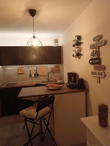 Apartamento SUN Complex Amaya Fuerteventuraにあるキッチンまたは簡易キッチン