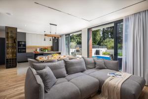 Istumisnurk majutusasutuses Luxury Villa Etera with Heated Pool