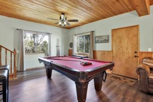 Fotografie z fotogalerie ubytování Lazy llama lodge #2150 v destinaci Big Bear City