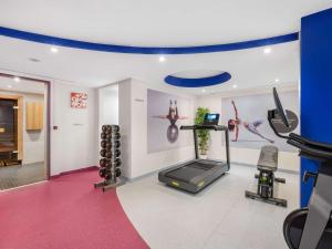 Fitness centrum a/nebo fitness zařízení v ubytování Novotel Budapest Danube + 37 fotografií