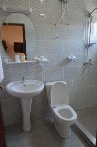 Imagine din galeria proprietății NIKITA HÔTEL în Yaoundé +23 fotografii