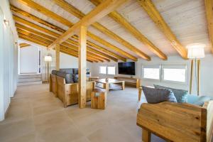 Fotografie z fotogalerie ubytování RODON TRIPITI NEST EXSECUTIVE SUITE APARTMENT v destinaci Limenaria + 43 fotografií