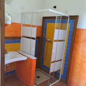Ett badrum på Guest House Torre Guelfa
