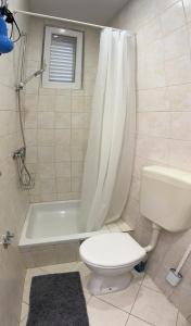 Afbeelding uit fotogalerij van Villa Viden Apartments in Tučepi