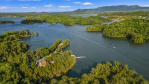 Příroda nedaleko prázdninového domu + 41 fotografií