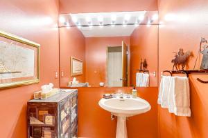 Un baño de Pendleton Ranch 24 fotos más