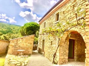 Γενική θέα στο βουνό ή θέα στο βουνό από  αυτό το κατάλυμα σε φάρμα