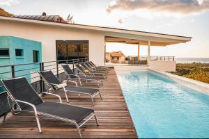 Swimmingpoolen hos eller tæt på Villa Dabbadia, une vue unique et spectaculaire