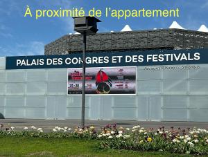 Fotografia z galérie ubytovania 7Appt, TERRASSE ,Vélo , Plages & port à proximité , idéalement bien Situé, Dernier étage v destinácii La Baule-Escoublac