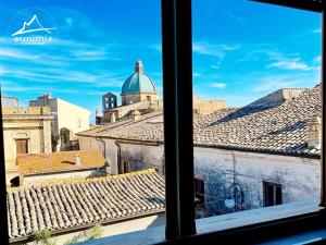 Gambar di galeri bagi Appartamento in Borgo con vista mare RC23 di Montepagano