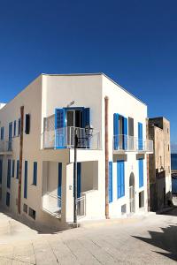 Foto dalla galleria di AlMa Mari Marettimo a Marettimo