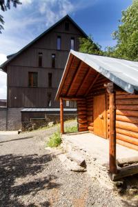 Budynek, w którym mieści się apartament