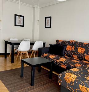 Posedenie v ubytovaní Vivienda con Parking incluido - Zona Van Dyck