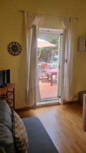 Μια τηλεόραση ή/και κέντρο ψυχαγωγίας στο Villa Elvira Country House