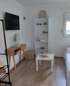 Gallery image of Countryside apartment in Foinikiá