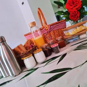 Φαγητό σε αυτό το bed & breakfast ή κάπου εκεί κοντά +7 φωτογραφίες