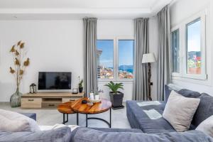 TV a/nebo společenská místnost v ubytování Onar House