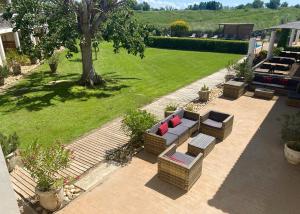 Zahrada ubytování Hôtel le Mas des Ponts d'Arles