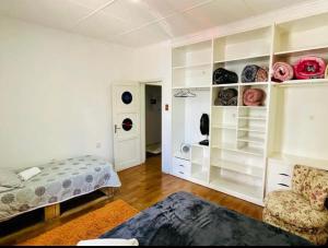 Posezení v ubytování Blue House Central e Aconchegante