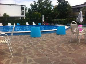 Bazén v ubytovaní Residence Blu Marlin Natural beach alebo v jeho blízkosti
