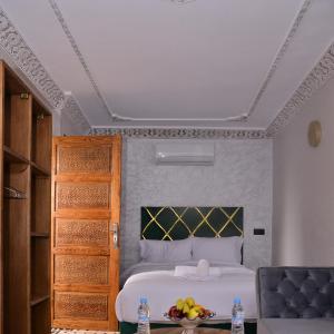 Postel nebo postele na pokoji v ubytování Riad Diamant Bleu