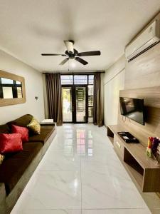 Гостиная зона в Kuta Regency B10 One Bedroom Villa
