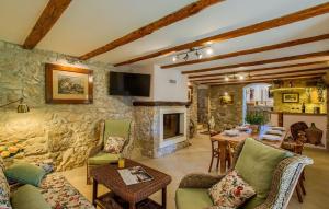 Μια τηλεόραση ή/και κέντρο ψυχαγωγίας στο Villa Hana
