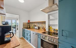 Η κουζίνα ή μικρή κουζίνα στο Nice Apartment In Schonach Im Schwarzwal +6 φωτογραφίες