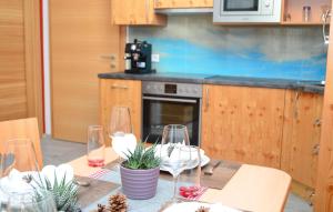 Eldhús eða eldhúskrókur á Ferienwohnung - Weißpriach