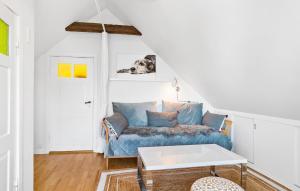 Posezení v ubytování 1 Bedroom Nice Home In Tranekær