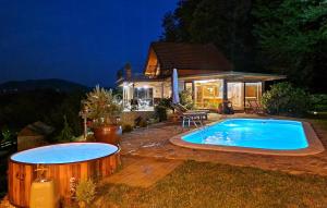 Bazén v ubytování Nice Home In Lepoglava With Sauna nebo v jeho okolí