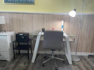 Fotografija u galeriji objekta Private Suite in Niagara Falls u gradu Nijagarini vodopadi