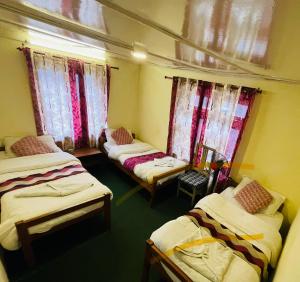 Voodi või voodid majutusasutuse Best Hostel toas +37 fotot