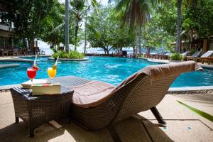 Bazén v ubytování Sand Sea Resort Railay Beach nebo v jeho okolí