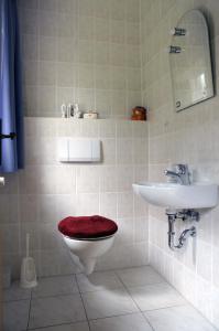 Koupelna v ubytování Ferienwohnung am Domberg + 9 fotografií