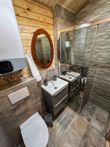Koupelna v ubytování Elysium House