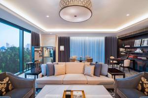 Posezení v ubytování The St. Regis Kuala Lumpur