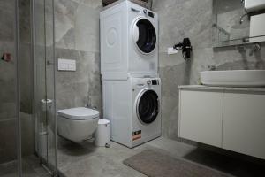 Koupelna v ubytování Palase Four C apartment 240-B GC + 15 fotografií